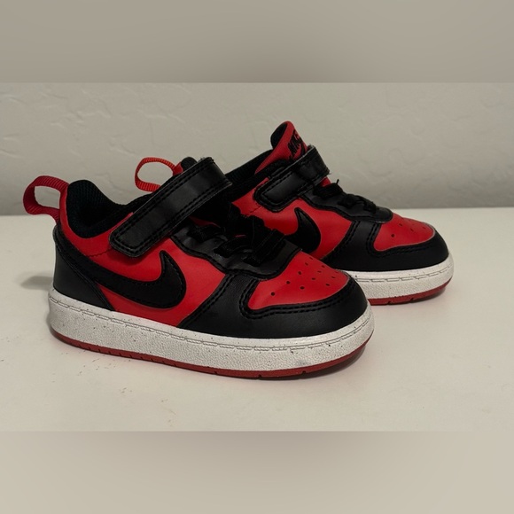 Nike Other - Nike Kids Black and Red Sneakers